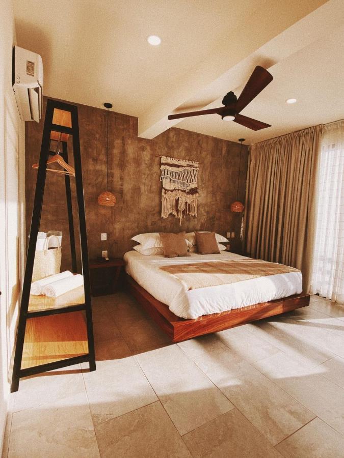 Отель Casa Bicachi - Adults Only Пуэрто-Эскондидо Экстерьер фото