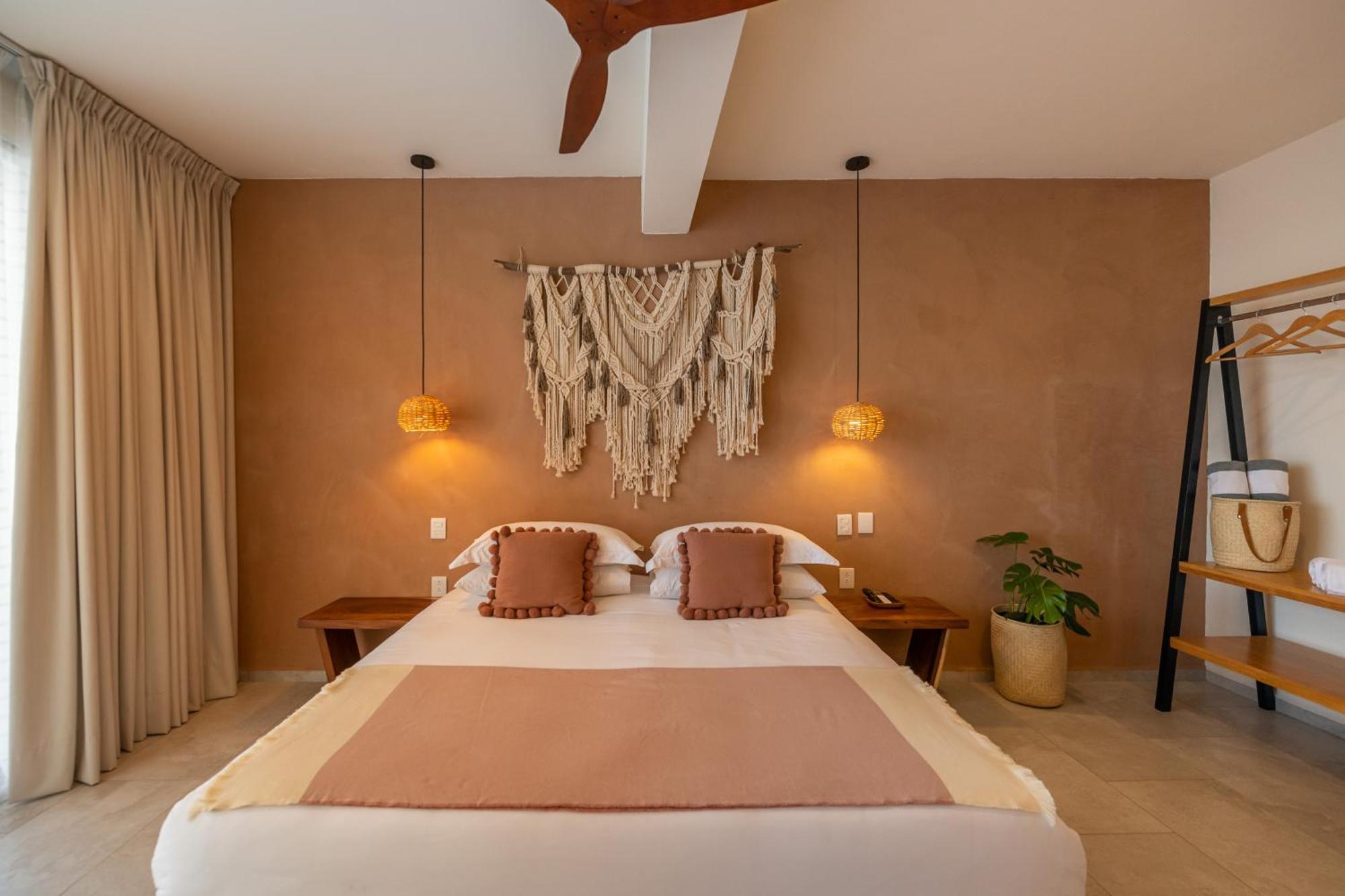 Отель Casa Bicachi - Adults Only Пуэрто-Эскондидо Экстерьер фото